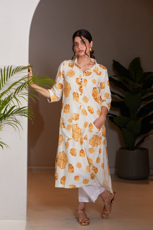 Golden Seams Kurta